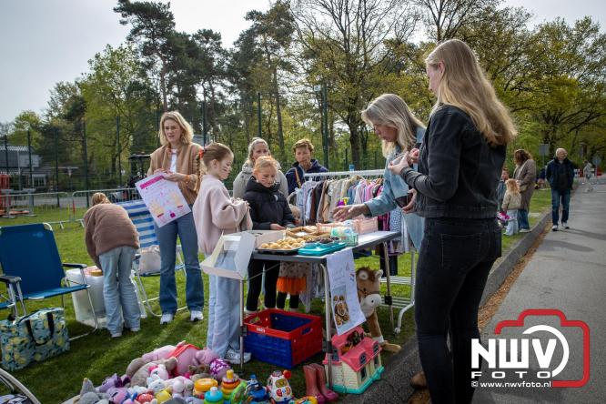 ’t Harde kleurt oranje, gezelligheid op z’n best tijdens Koningsdag 2026! - &copy; NWVFoto.nl